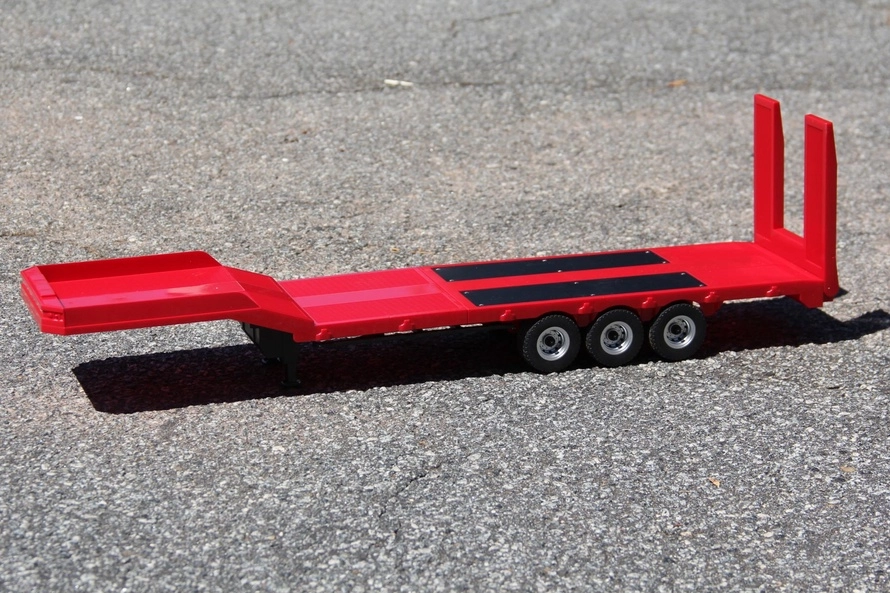 Remorque plateau Huina 1/18 pour Scania 770S – rouge